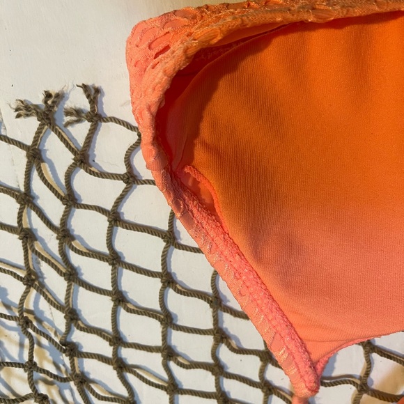 NWT SO Lace Bathing Swim Suit Bikini Top S Small SM - Picture 6 of 6